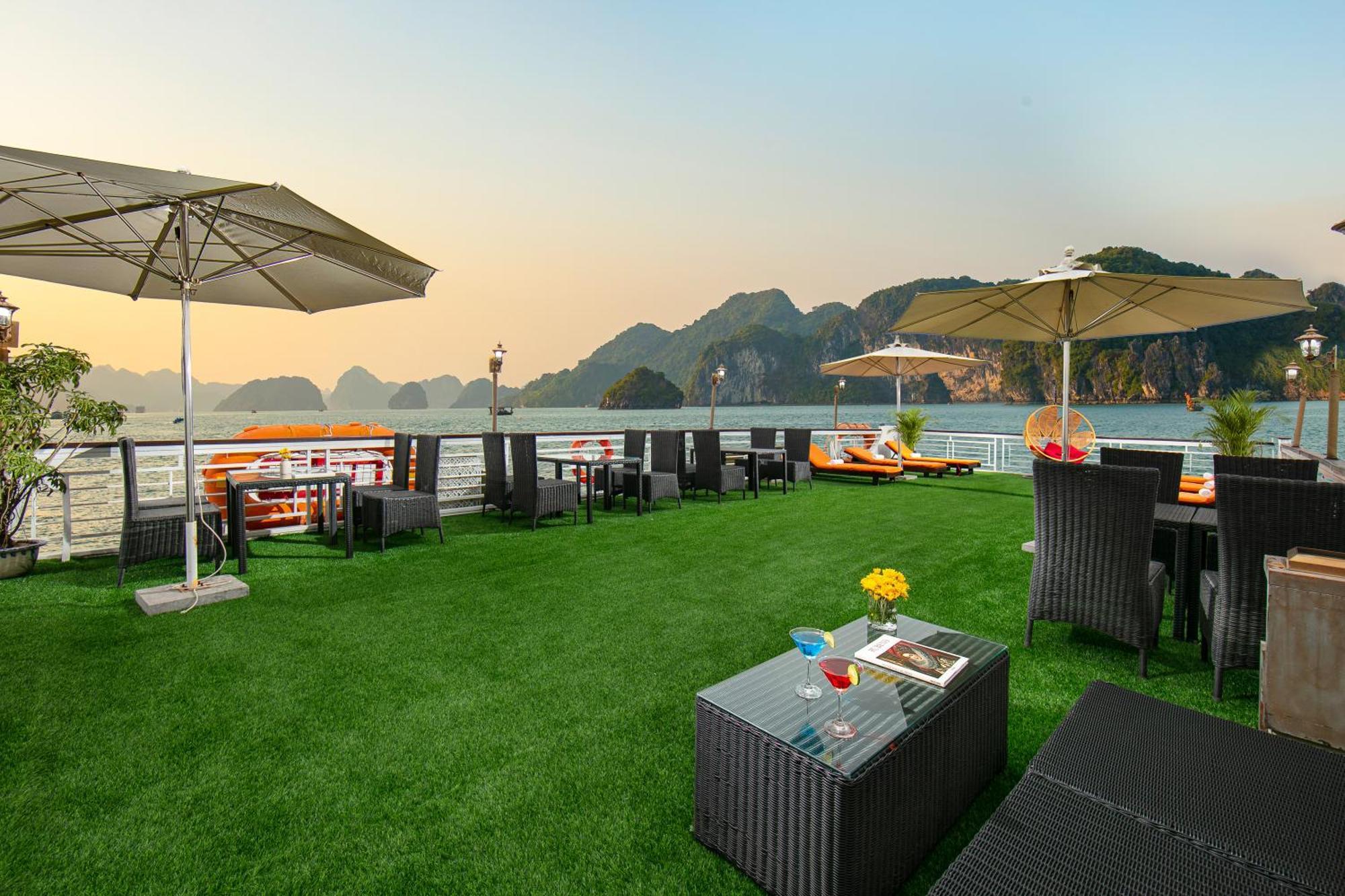 Hotel Halong Fantasea Cruise Hạ Long Exterior foto